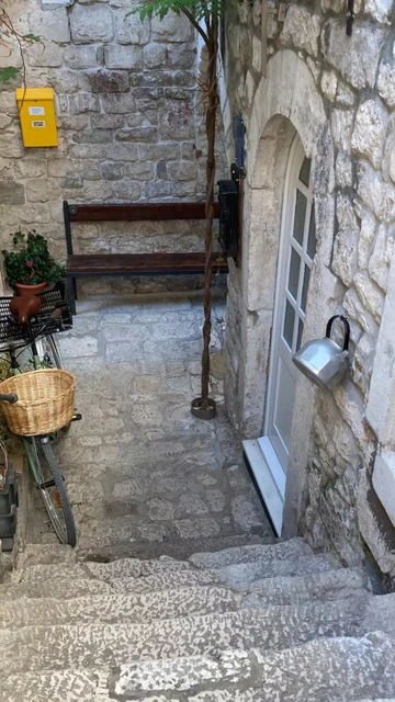 Trogir Old Town Holiday House for 9 Guests