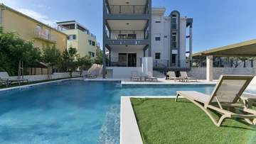 Sevid na moru 2-Bedroom Apartment with Pool & Sauna