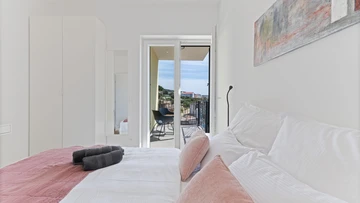 Sevid na moru 2-Bedroom Apartment with Pool & Sauna