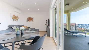 Sevid na moru 2-Bedroom Apartment with Pool & Sauna