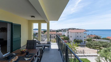 Sevid na moru 2-Bedroom Apartment with Pool & Sauna