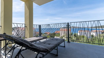 Sevid na moru 2-Bedroom Apartment with Pool & Sauna