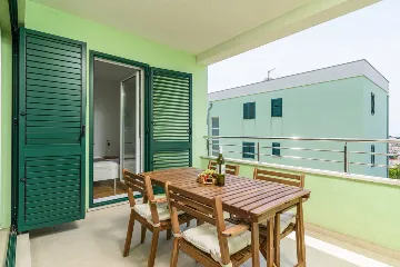 2-Bedroom Apartment in Okrug Gornji (up to 6)