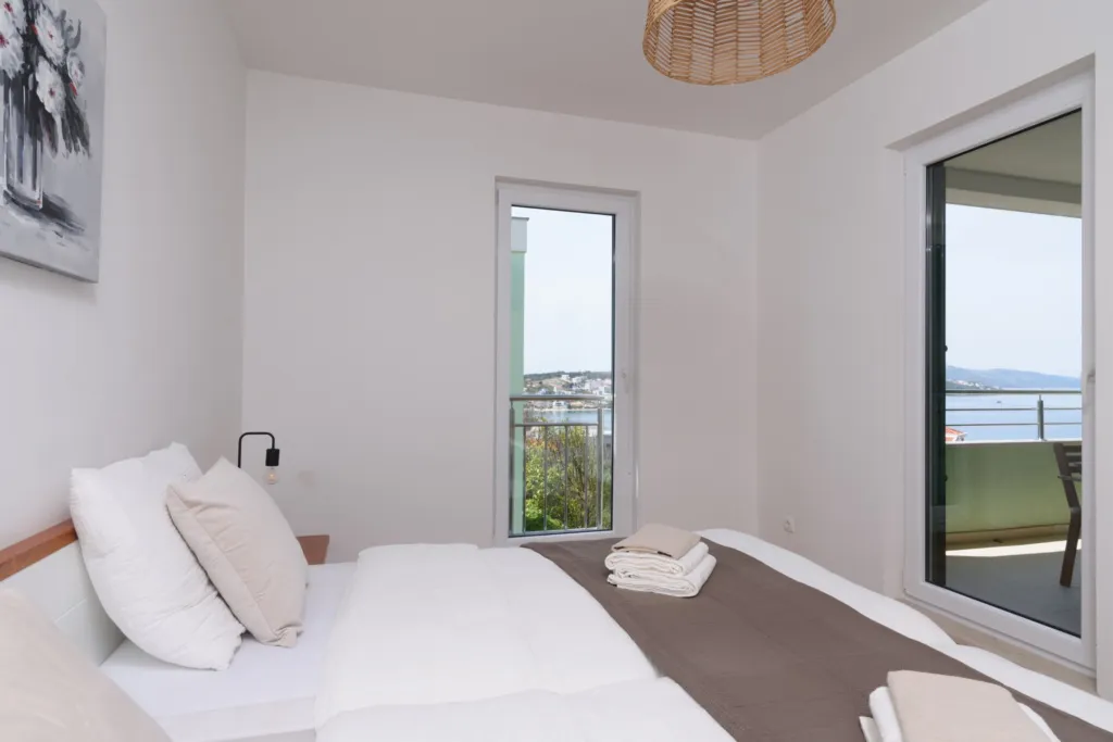 2-Bedroom Apartment in Okrug Gornji (up to 6)
