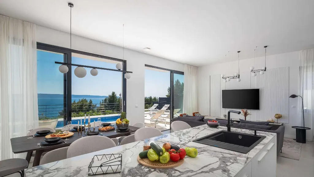 Okrug Gornji Villa for 10 Guests with Pool
