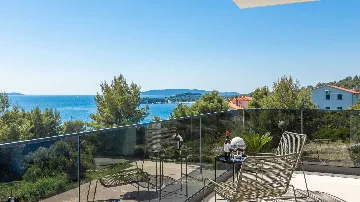 Okrug Gornji Villa for 10 Guests with Pool