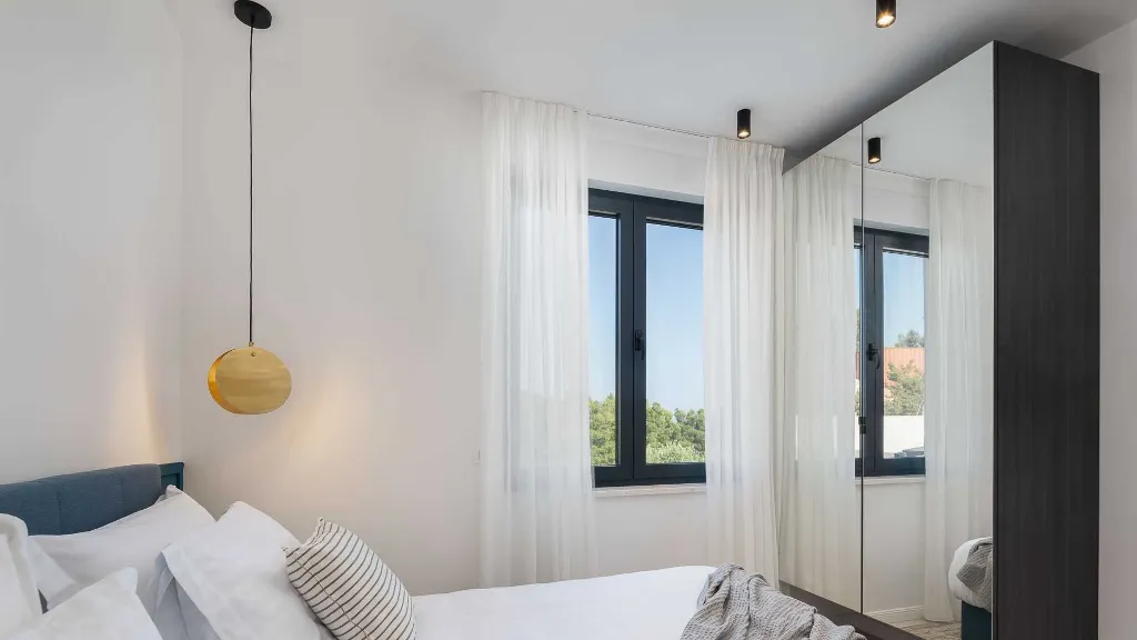 Okrug Gornji Villa for 10 Guests with Pool