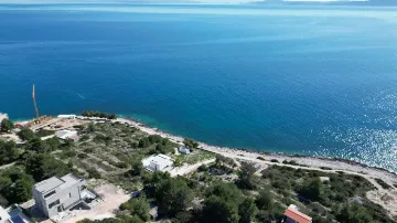 Okrug Gornji Villa for 10 Guests with Pool