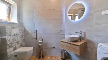 Villa in Okrug Gornji for 8 with Heated Infinity Pool