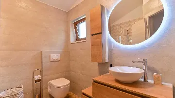 Villa in Okrug Gornji for 8 with Heated Infinity Pool