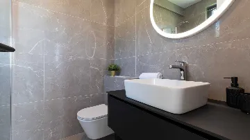 5-Bedroom Villa in Kaštel Stari for 9 Guests