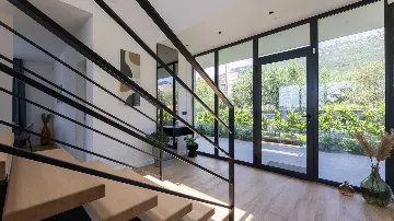 5-Bedroom Villa in Kaštel Stari for 9 Guests