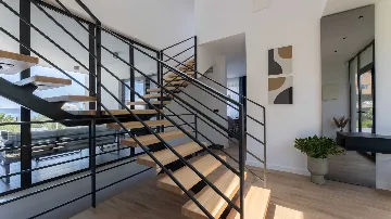 5-Bedroom Villa in Kaštel Stari for 9 Guests