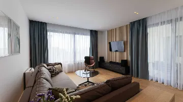 5-Bedroom Villa in Kaštel Stari for 9 Guests