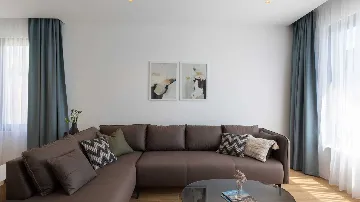 5-Bedroom Villa in Kaštel Stari for 9 Guests