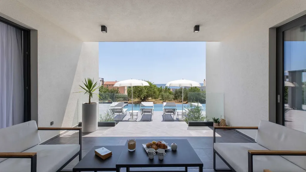 5-Bedroom Villa in Kaštel Stari for 9 Guests