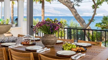 Slatine Villa with Heated Infinity Pool and Sea Views