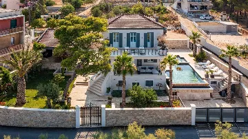 Slatine Villa with Heated Infinity Pool and Sea Views