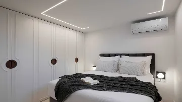 Slatine Villa with Heated Infinity Pool and Sea Views