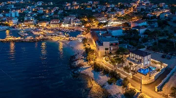 Slatine Villa with Heated Infinity Pool and Sea Views