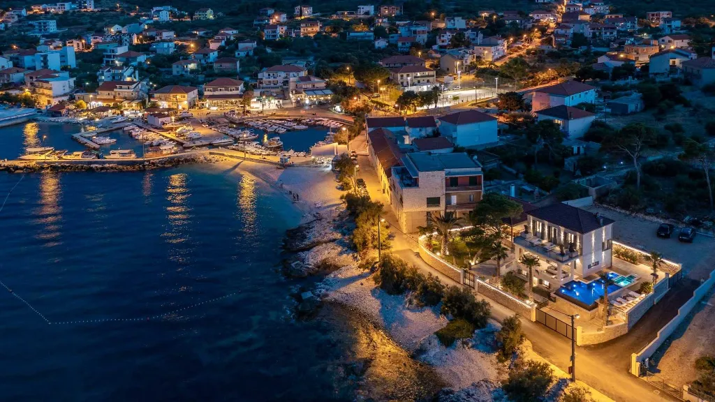 Slatine Villa with Heated Infinity Pool and Sea Views
