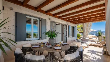 Slatine Villa with Heated Infinity Pool and Sea Views