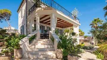 Slatine Villa with Heated Infinity Pool and Sea Views