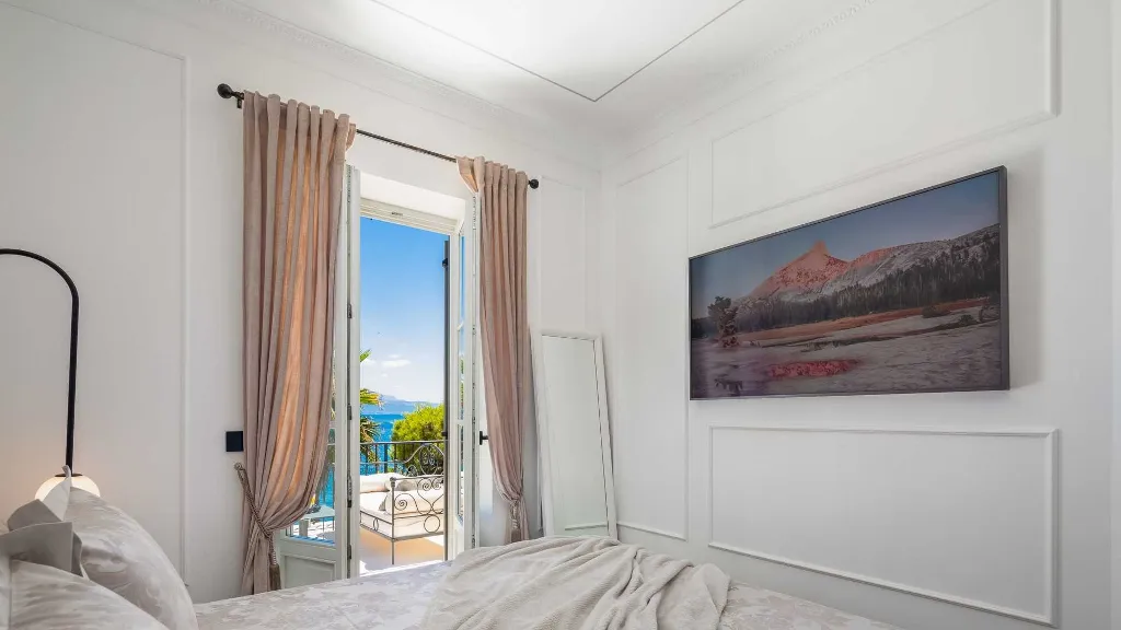 Slatine Villa with Heated Infinity Pool and Sea Views