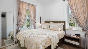 Slatine Villa with Heated Infinity Pool and Sea Views