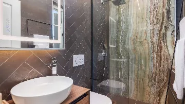 Slatine Villa with Heated Infinity Pool and Sea Views