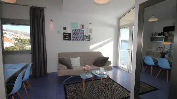 One-Bedroom Apartment with Sea View Balcony in Seget Donji