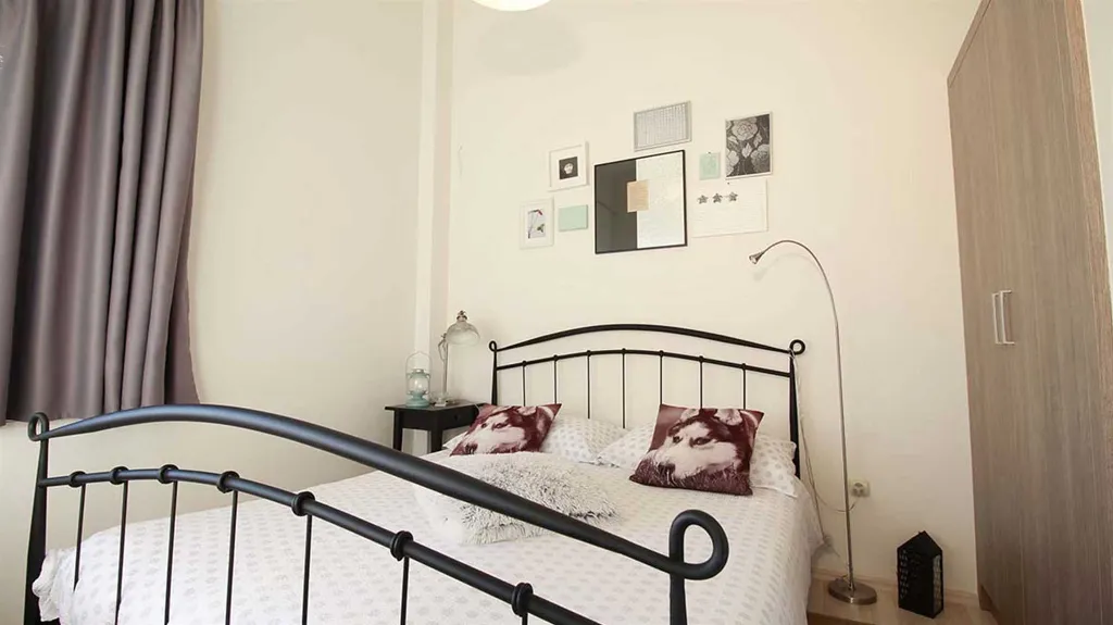 One-Bedroom Apartment with Sea View Balcony in Seget Donji