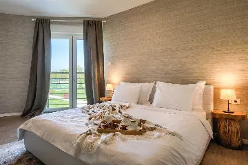 5-Bedroom Villa in Juršići for Up to 14 Guests