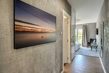 5-Bedroom Villa in Juršići for Up to 14 Guests