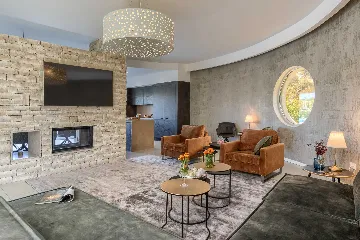 5-Bedroom Villa in Juršići for Up to 14 Guests