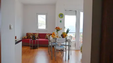 Sea View Apartment for 2 in Lokva Rogoznica