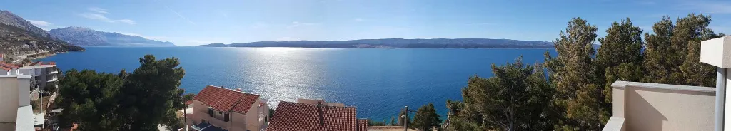 Sea View Apartment with Balcony in Lokva Rogoznica