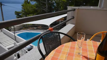 Sea View Apartment with Balcony in Lokva Rogoznica