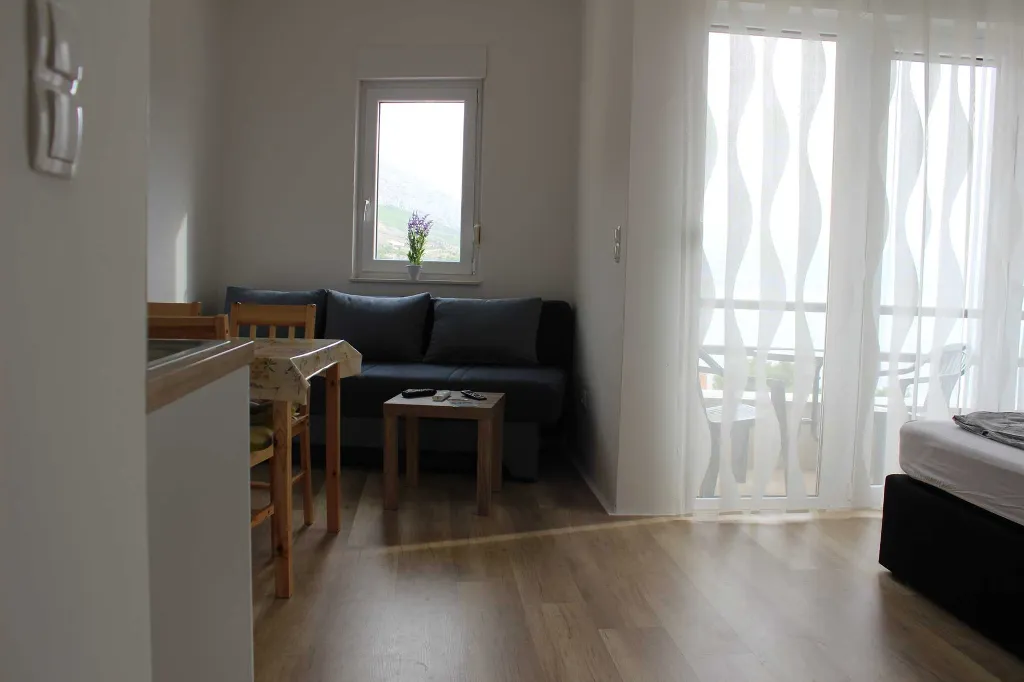 Sea View Apartment in Lokva Rogoznica