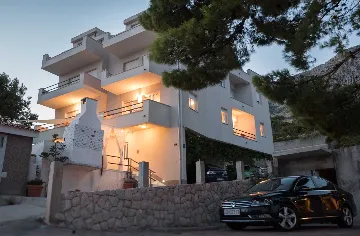 Sea View Apartment in Lokva Rogoznica