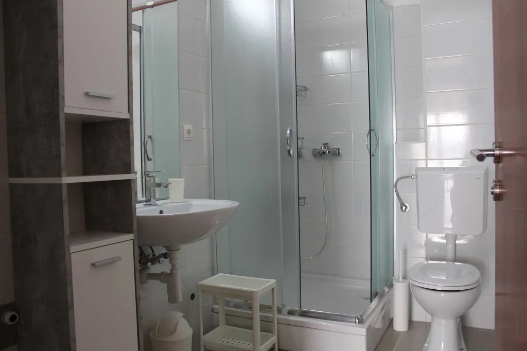 Apartment for 2 in Lokva Rogoznica with Sea View