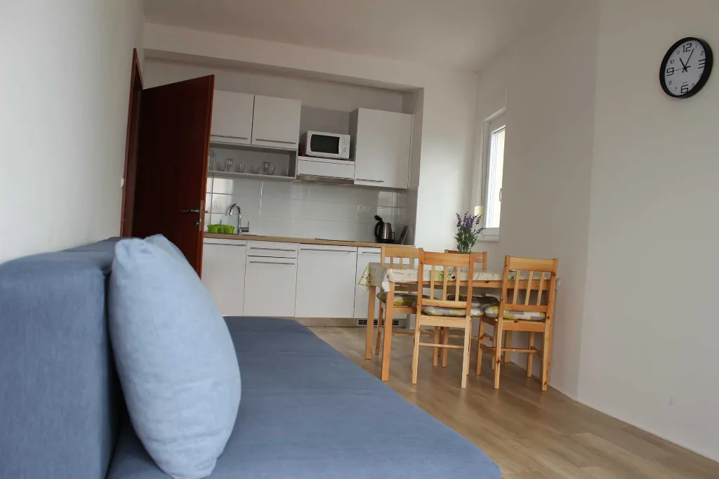 Apartment for 2 in Lokva Rogoznica with Sea View