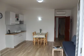 Sea View Apartment in Lokva Rogoznica