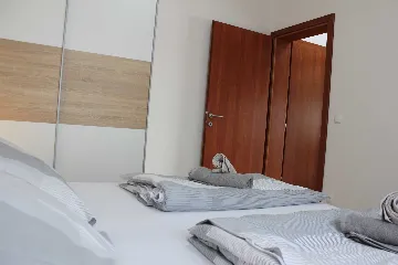 Sea View Apartment in Lokva Rogoznica