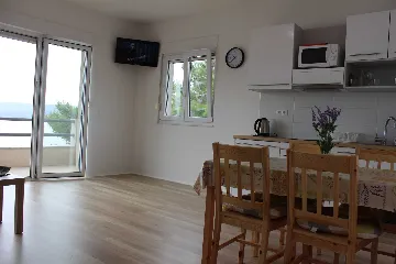 Apartment for 2 in Lokva Rogoznica