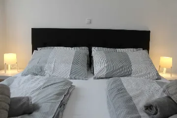 Apartment for 2 in Lokva Rogoznica