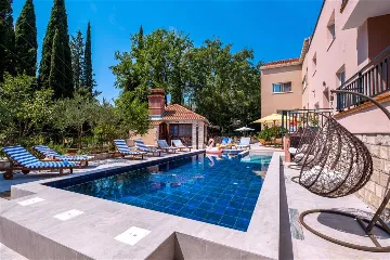 Mlini One-Bedroom Apartment with Pool Balcony