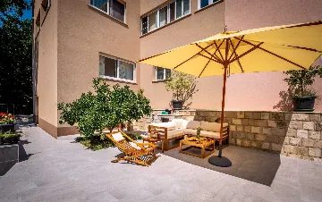 1-Bedroom Apartment with Pool and Balcony in Mlini