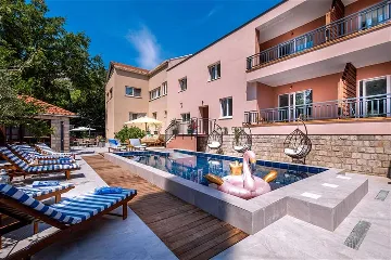 1-Bedroom Apartment with Pool and Balcony in Mlini