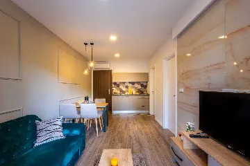 Apartment with Private Balcony and Pool in Mlini